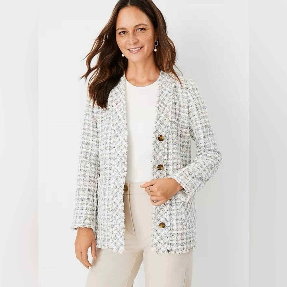 (H1) NWT Ann Taylor Fringe TweedClassic bouclé knit jacket, size 2
